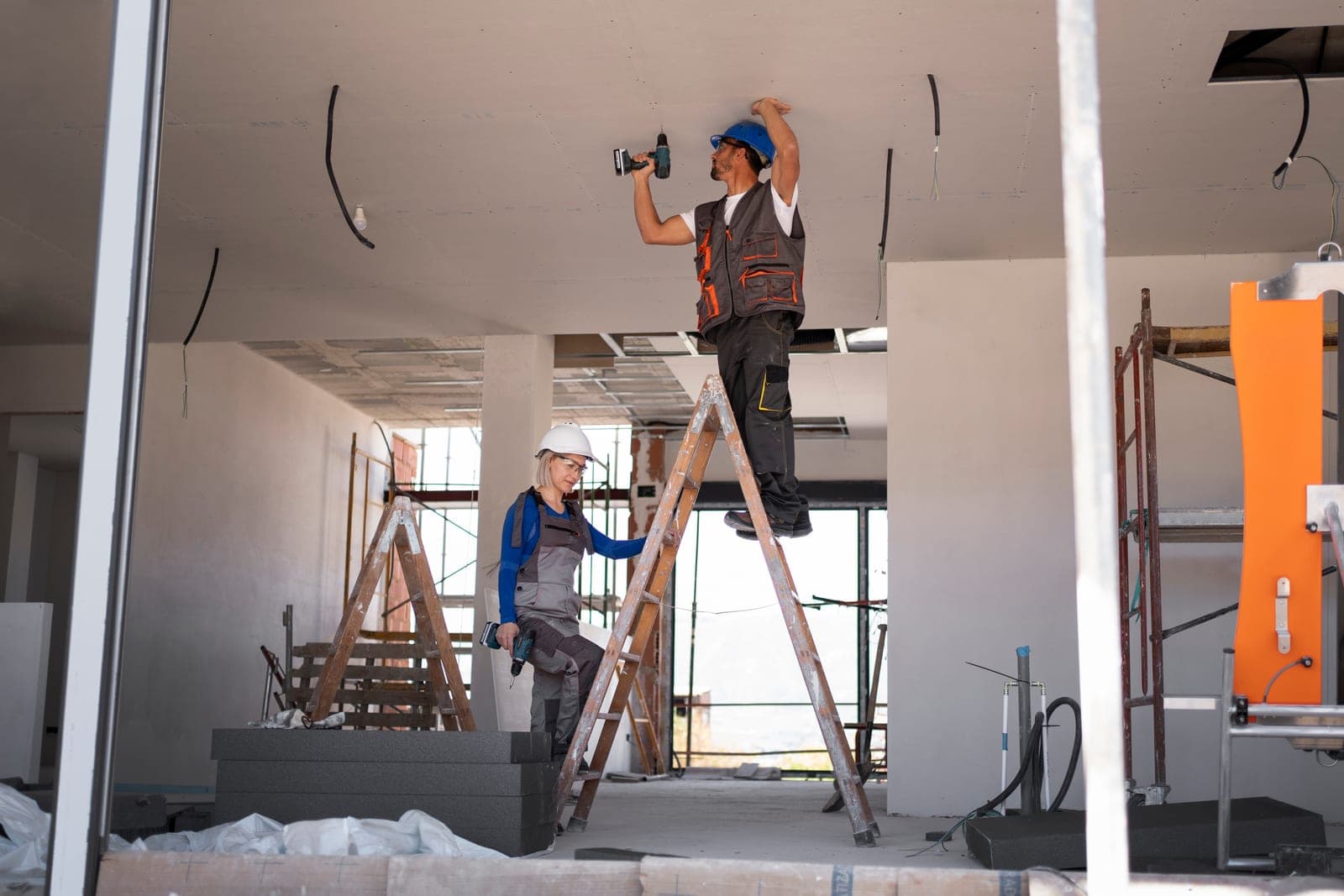 Lire et comparer des devis de rénovation intérieure